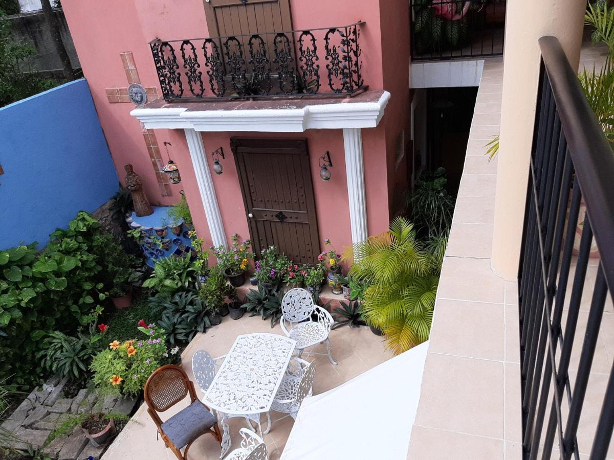 Hotel Palacio Canton Valladolid  Exterior photo
